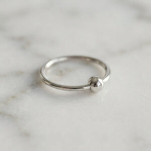Small round nose pin with ball