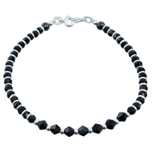 Nazariya bracelet in pure silver with black beads