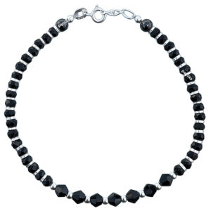 Nazariya bracelet in pure silver with black beads
