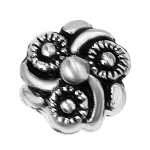 Antique design stud in pure silver oxidized