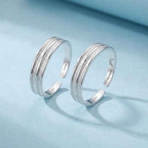 Plain silver toe ring