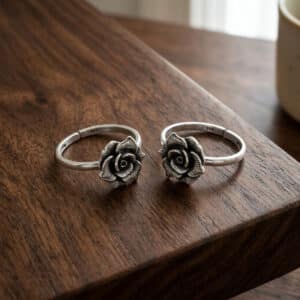 Antique pure silver oxidized flower toe ring