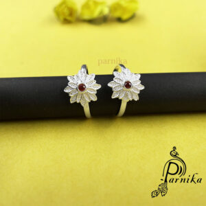 Floral pure silver adjustable toe ring for women