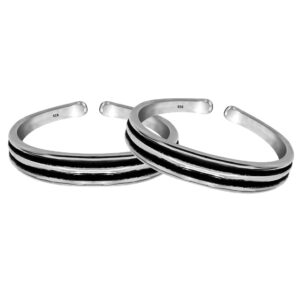 Antique design silver toe ring oxidized