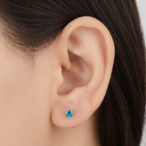 Pure silver studs with white color stone