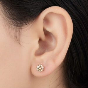 Pure silver studs with white color stone