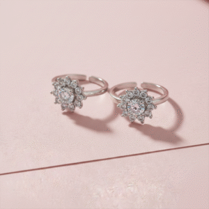 Toe ring in floral pattern with cz in pure silver
