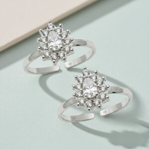 Toe ring in floral pattern with cz in pure silver