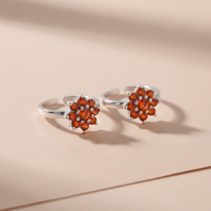 Toe ring in floral pattern stone in pure silver