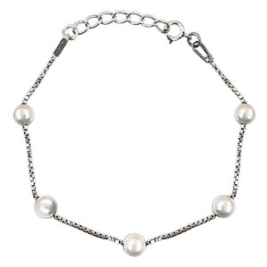 Pearl Stringed Bracelet